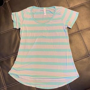 Lularoe Women’s Top